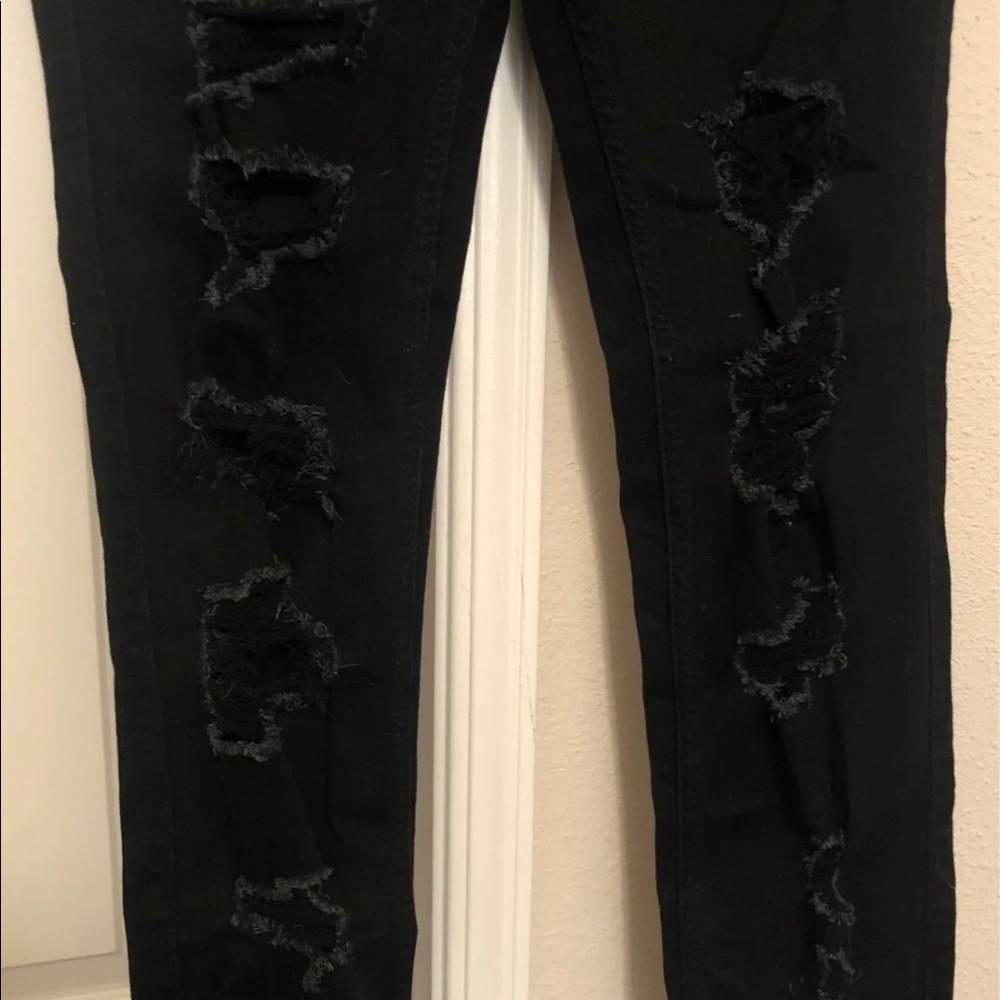 Hollister ripped skinny size 29